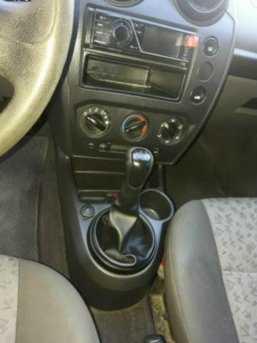 Vendo Ford Fiesta Sedan 1.6 2011/12 completo - Foto 5