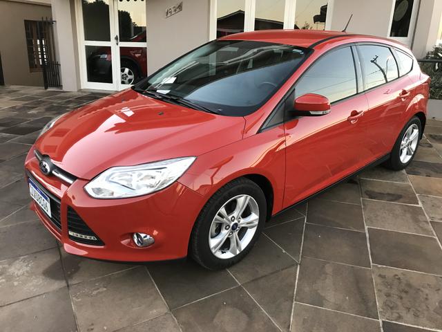 Ford Focus SE Manual 2015 - Foto 10