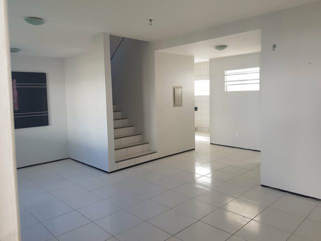 Casa duplexcom armários projetados, condomínio com apenas 8 casas - Foto 16