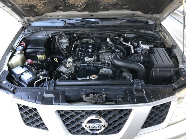 FRONTIER XE 2013 4x4 190 CV CAPA DE REVISTA - Foto 11