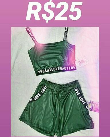 Conjunto novo tamanho único Verde militar