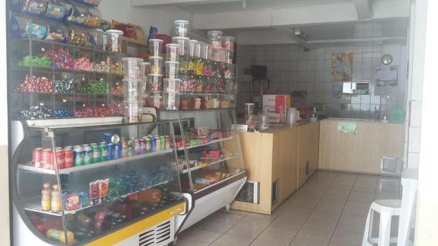Vende-se sorveteria com ponto e clientela de 29 anos. Localizada em frente a colégio - Foto 2
