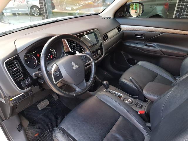 Outlander GT 4WD 3.0 V6 Aut. 2015 - Foto 9