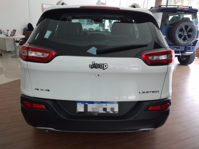 Jeep Cherokee 3.2 V6 - Foto 4