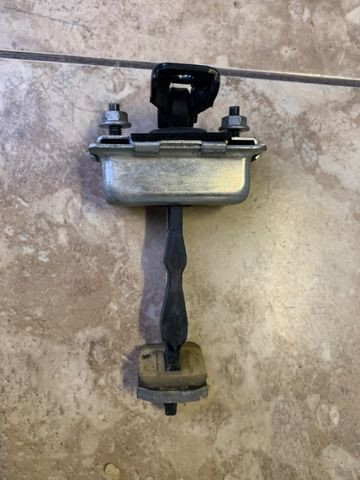 Limitador porta traseira gm malibu original