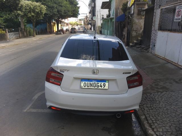 Honda city ano 13/14 branco - Foto 2