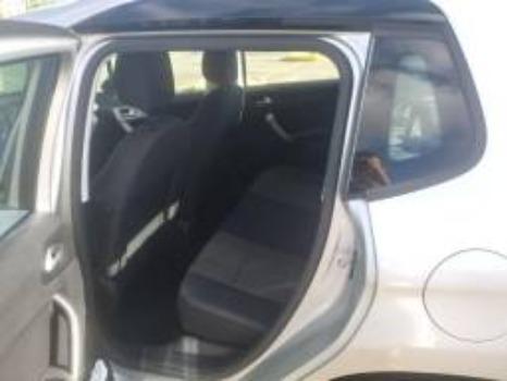 Peugeot 2008 - Foto 8