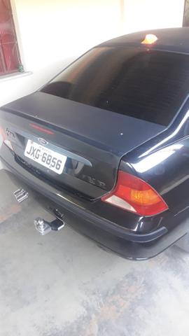 Vende-se focus ou troca em Montana 1o mil
