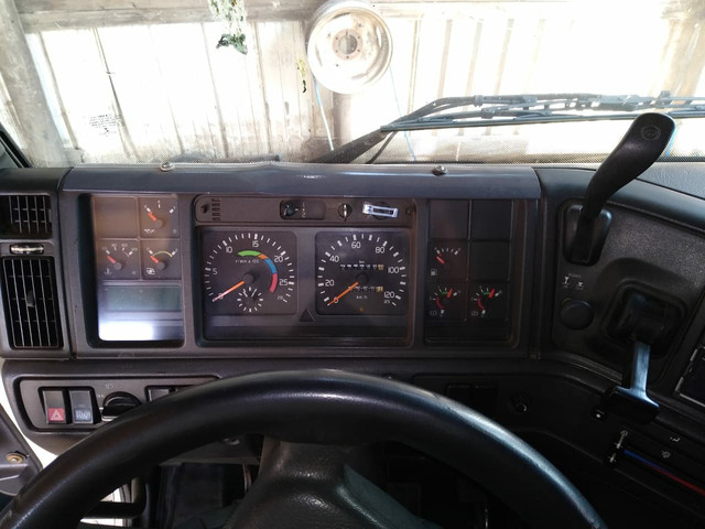Volvo FH 12 ano 2001 globetroter 6x2 - Foto 2