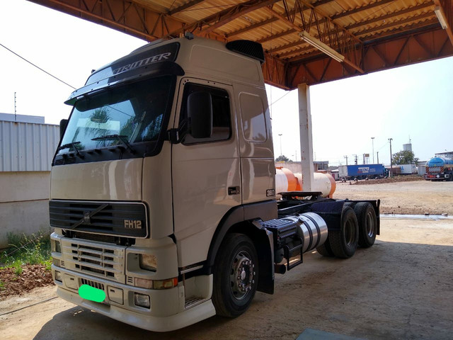 Volvo FH 12 ano 2001 globetroter 6x2 - Foto 6