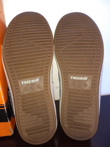 freeway easywear