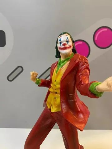 Estátua do Coringa Filme Joker Vilão do Batman Resina de 30cm - Foto 2