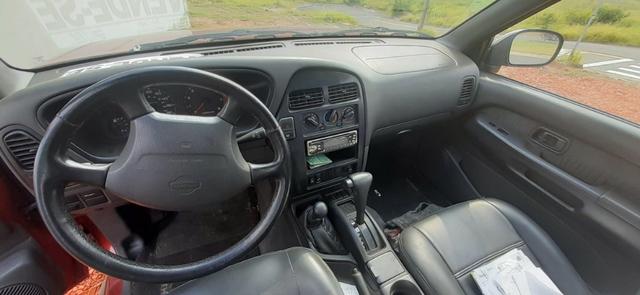 Vendo Jipe Nissan 4x4 - Foto 5