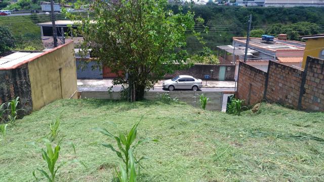 Lote no bairro Califórnia - Foto 2