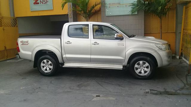 Toyota Hilux Srv 2012 Automática - Foto 3