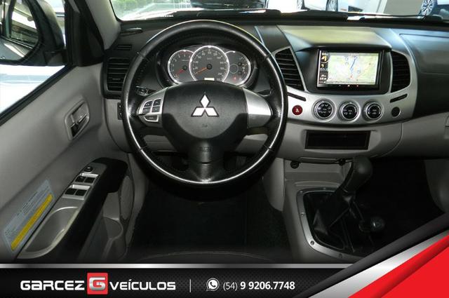 Mitsubishi L200 Triton HPE 3.2 Turbo Diesel 4X4 Manual Lacrada Revisada Procedência - Foto 11