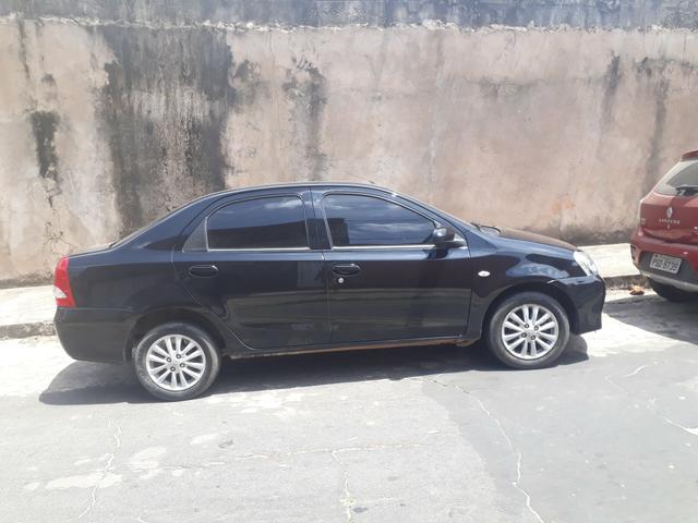 Vendo um Toyota etios 1.5 - Foto 4