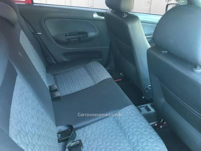 Gol 1.0 mi track 8v - único dono 78 mil kms - Foto 12