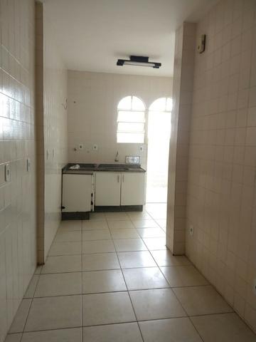 Apartamento (grande) no B. Caiçara/ Monsenhor Messias - Foto 3