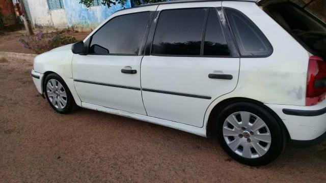 Vendo gol3 2001 valor 4.500 2 anos atrasado 16 válvula foi feito o moto não tem 4 mês - Foto 5