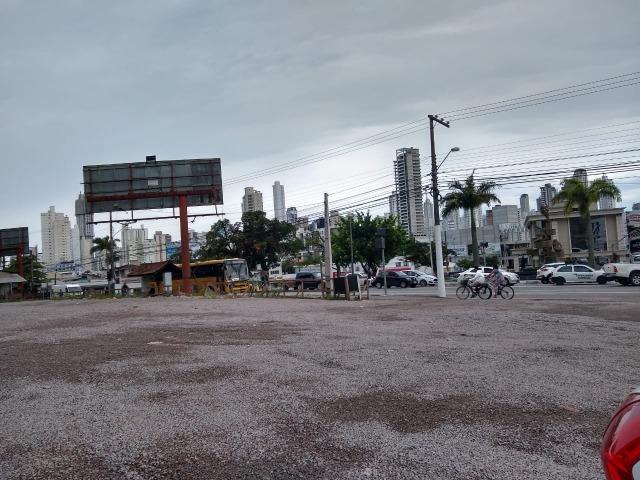 Alugo terreno em Balneário Camboriú em excelente localização - Foto 2