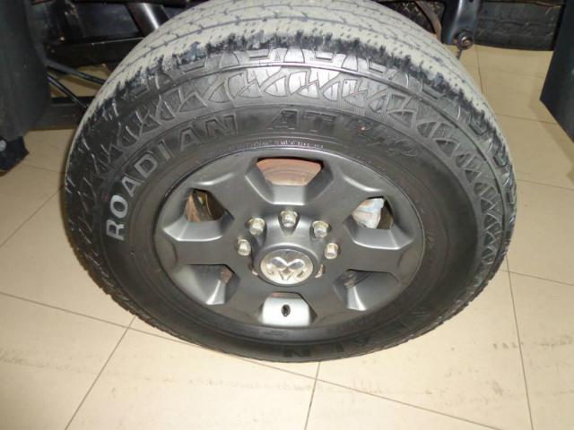 Dodge Ram 2500 LARAMIE 6.7 CD 4X4 - Foto 13