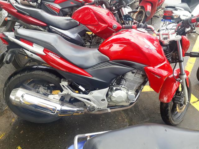 Cb 300 R