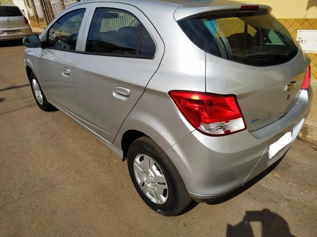 Vendo Onix LT 1.0 2014 completo - Foto 7