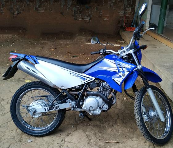 Vendo moto Yamaha XTZ 125E