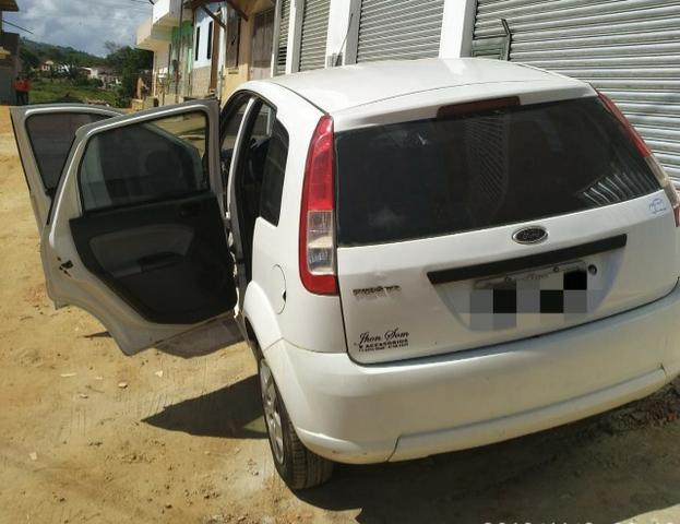 Ford Fiesta Hatch 1.0 Flex - Foto 3