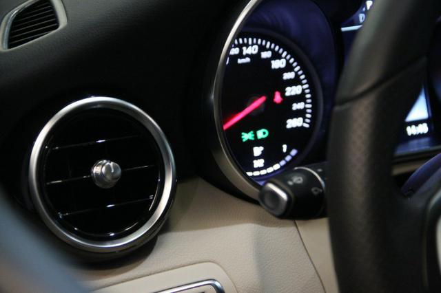 Mercedes-Benz C250 2.0 - Foto 18
