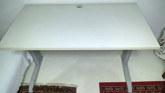 Mesa/Escrivaninha - Foto 3
