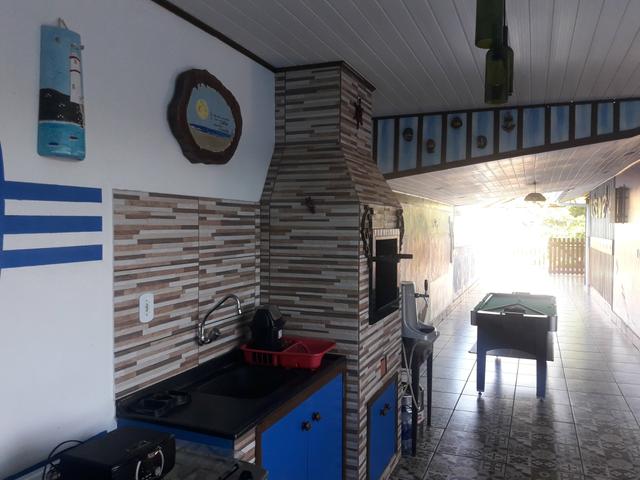 Casa com Piscina Confortável em Ótima Localização - Foto 15