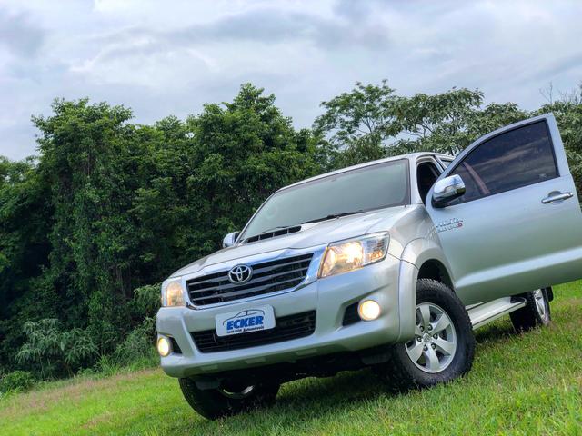 TOYOTA HILUX 3.0 SRV DIESEL 4x4 zerada!!