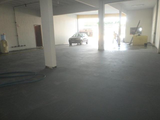 Barracão com espaço comercial e depósito - Foto 3