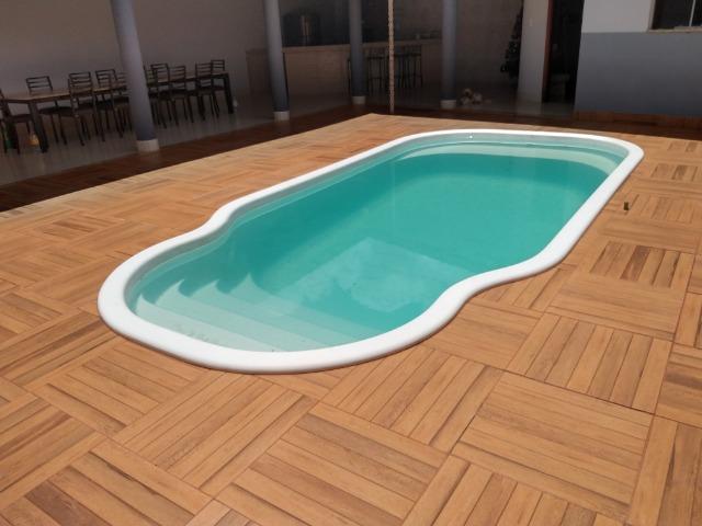 Excelente casa com piscina no bairro valparaiso em patos de minas/mg - Foto 10