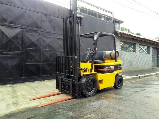 Empilhadeira Daewoo G-25S - Foto 2