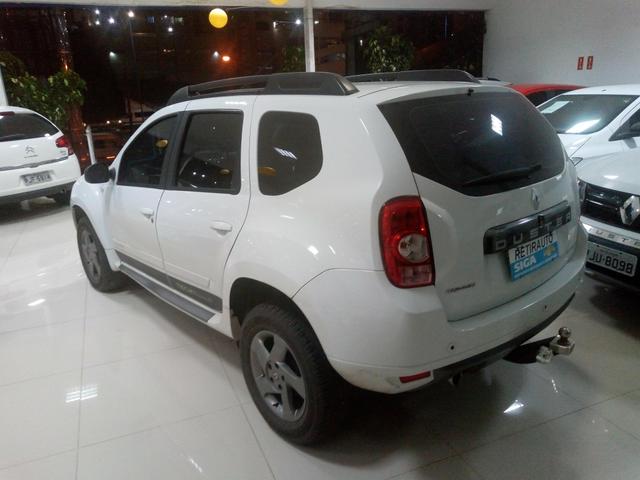 Duster dynamique 2.0 aut 14/15 só/57.335km completona - nova - Foto 3