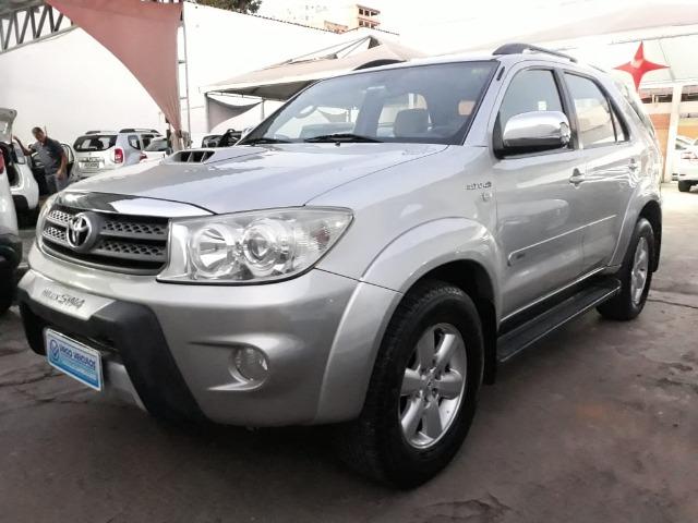 Toyota SW4 4x4 7 Lugares - Foto 3