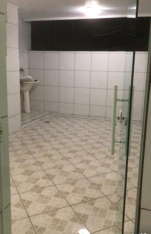 Alugo ótima casa 3 quartos - Foto 11