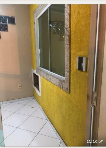 Alugo ótima casa 3 quartos - Foto 4