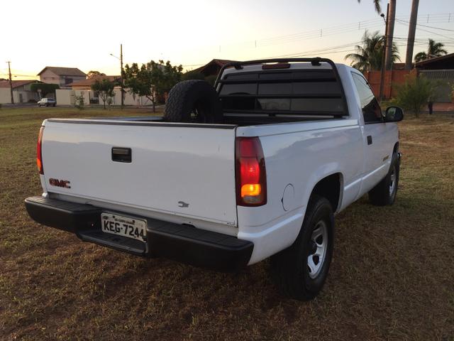 Vendo ou troco Gmc 3500 hd 2001 - Foto 4