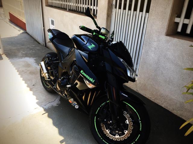 Vendo Kawasaki Z1000 - Foto 3