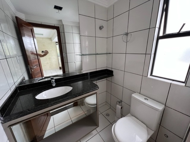 Apartamento para venda tem 190 metros quadrados com 3 quartos em Lagoa Nova - Natal - RN - Foto 2