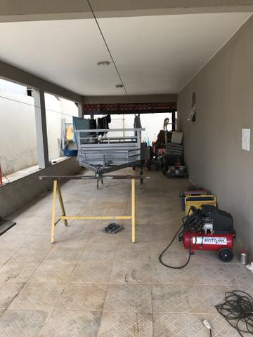 Linda casa de 4 qts, suíte em lote de 700 metros no Setor de Mansões - Foto 2
