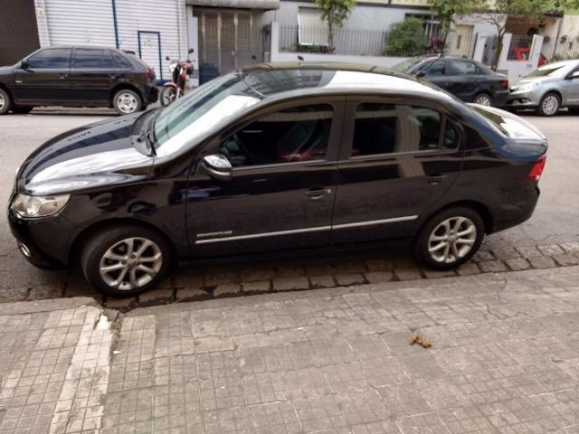 Volkswagen Voyage I Motion 1.6 Trend 2013