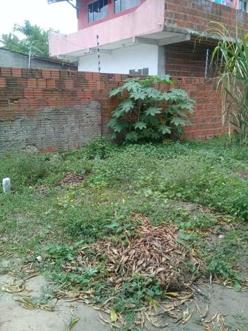 Vende se ou troca terreno No Jardim Planalto medindo 9×18 Próximo ao condomínio vilares