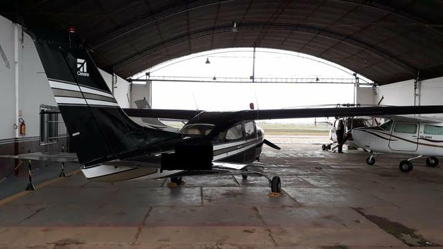 Cessna C-210M - Foto 4