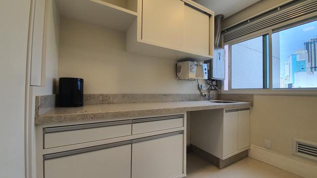 Aluga apartamento 3 suítes centro Balneário Camboriú - Foto 8