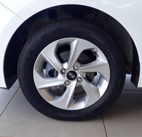 Hyundai HB20S Premium 1.6AT 2016/2016 - Foto 10